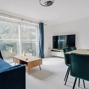 Stylish Apartment Bournemouth